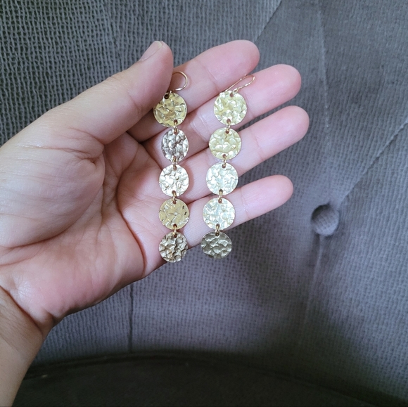 Gold💛 Filled Hammered🔨 Quintuplet5️⃣ Disc📀 Earrings - NWOT - Picture 4 of 10